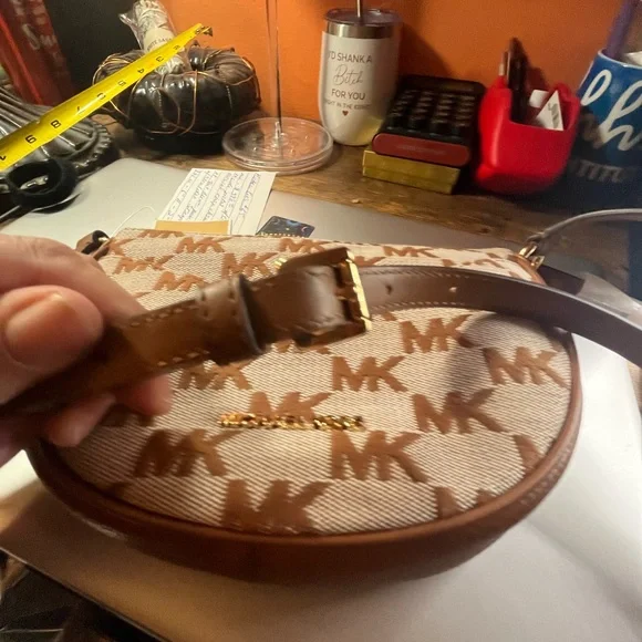 Michael Kors Crossbody NWT - Picture 8 of 9